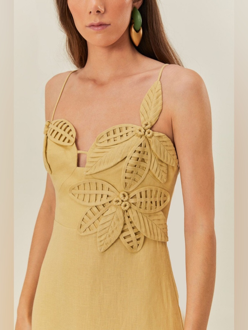 Farm Rio: Sand 3d Flowers Euroflax⢠Premium Linen Jumpsuit - Picture 4 of 13